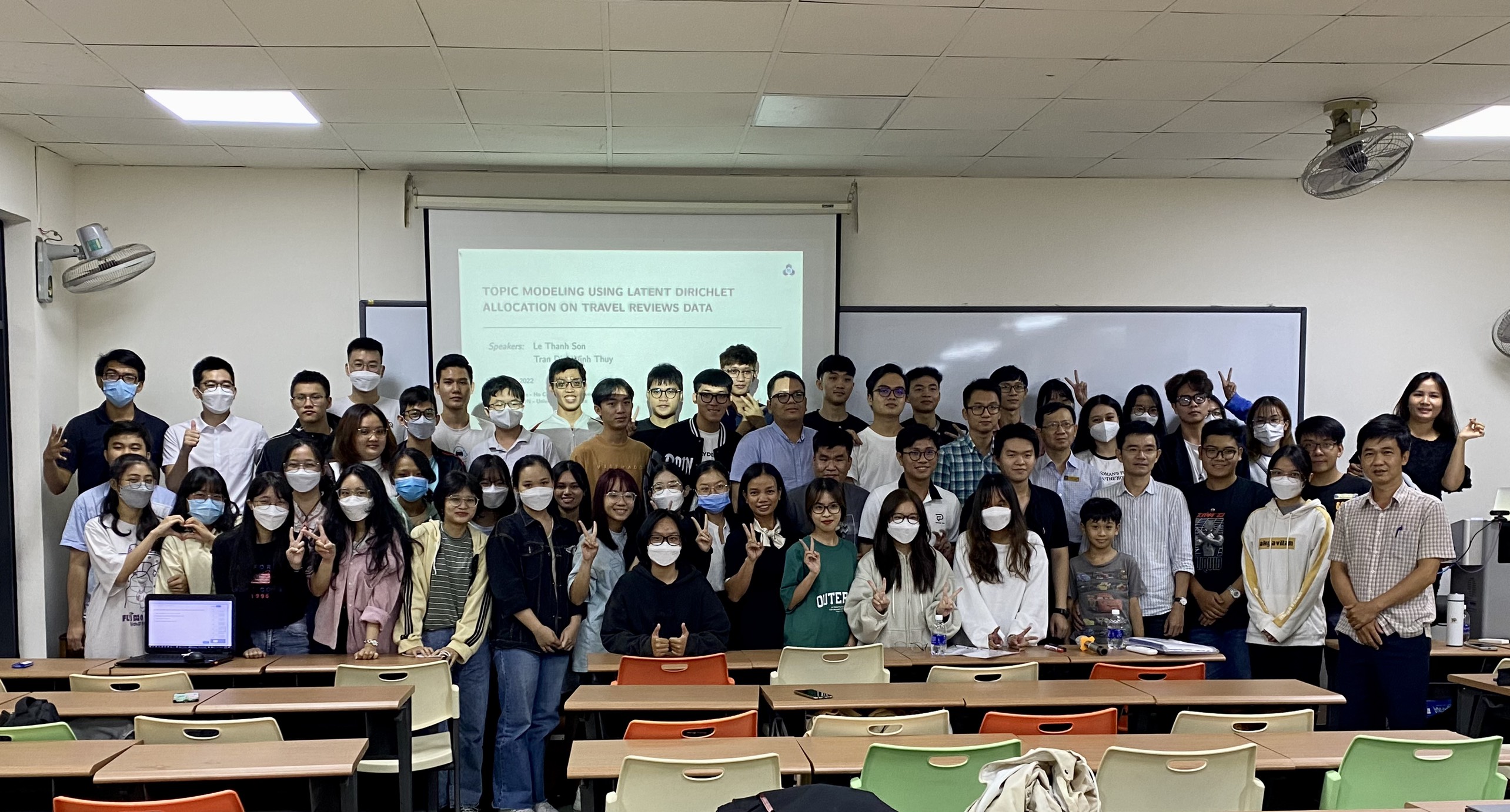 Seminar Khoa Toán - Thống kê "Một số vấn đề trong nghiên cứu, giảng dạy và học tập về khoa học dữ liệu"